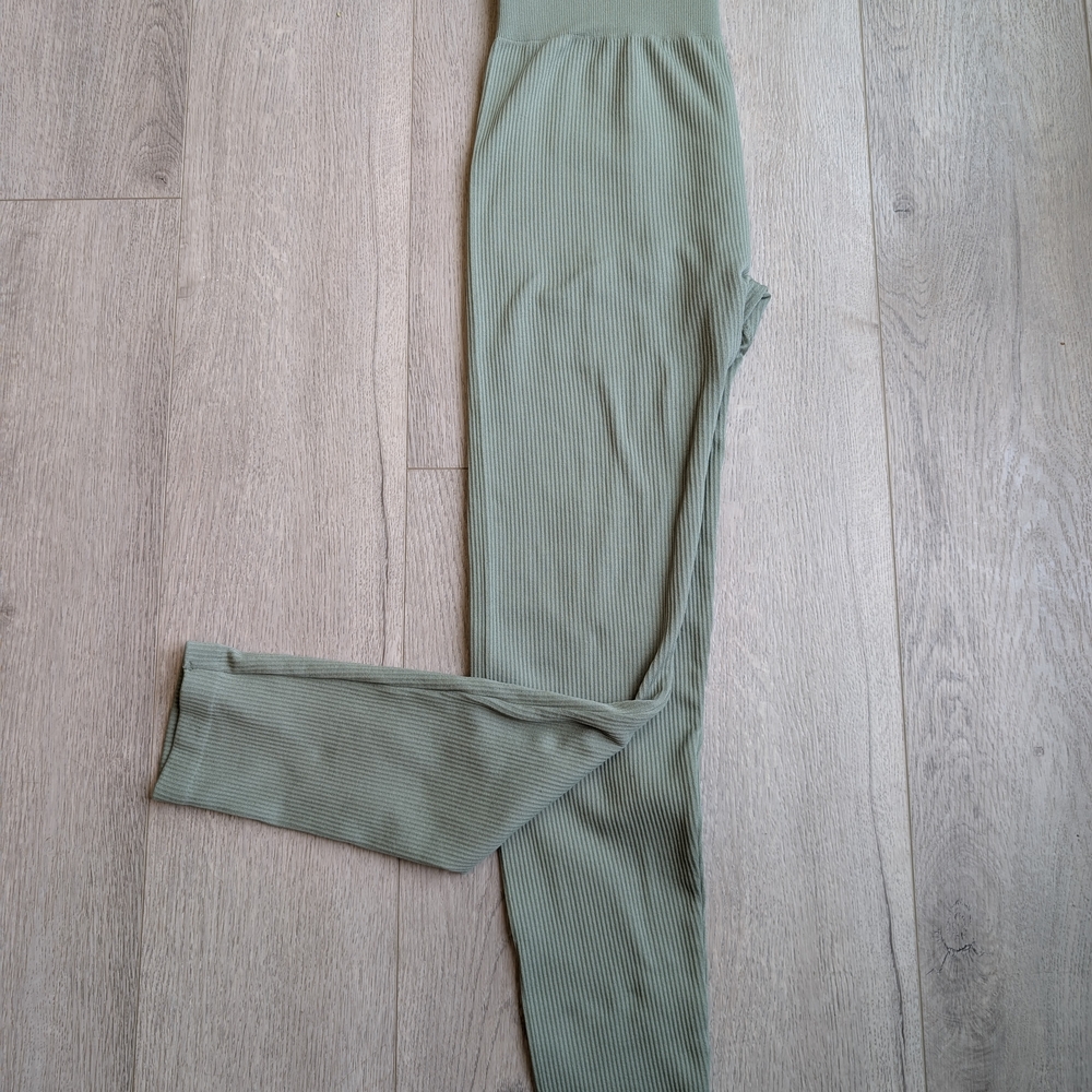 Streetwear Society Olive Green Ribbed Leggings